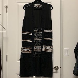 NWT Black Kimono Topper - The Design Sangrah 👘🖤